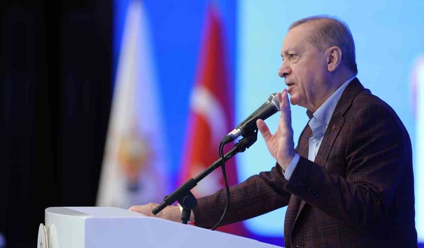 Cumhurbaşkanı Erdoğan: 'Cahil, geri kafalı bazı fosiller çıkıyor, başörtüsüne, başörtülüye kin kusuyor'