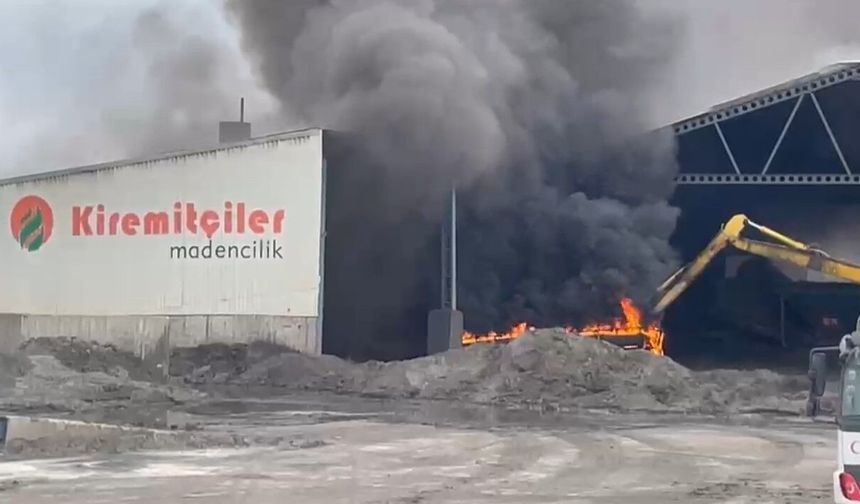 Edirne'de eylemin sürdüğü maden tesisinde yangın çıktı