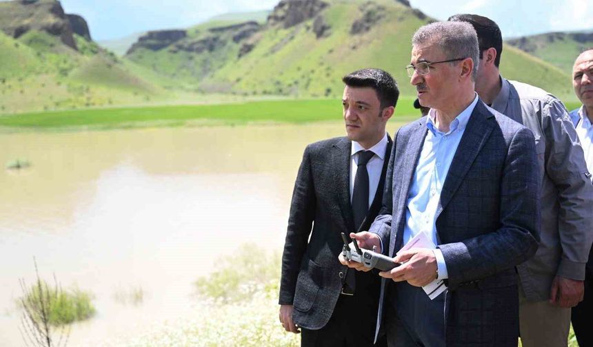 Erzurum'da girdiği nehirde kaybolan çobanı arama çalışmaları sürüyor
