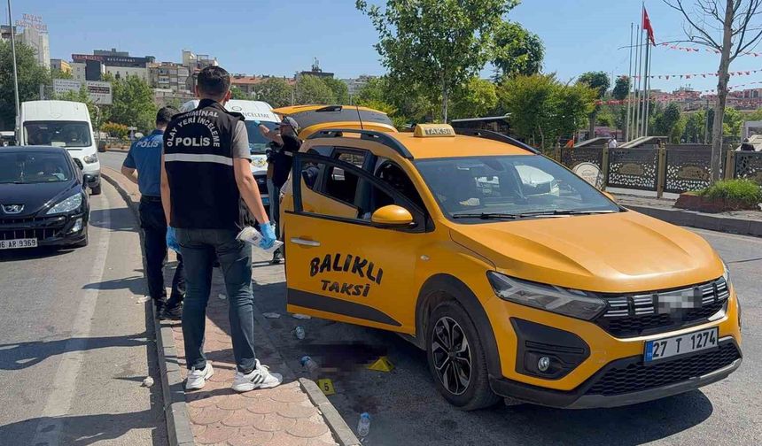 Gaziantep'te taksi durağı önünde bıçaklı kavga: 6 yaralı