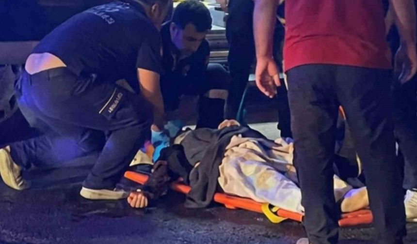 Mardin'de otomobilin çarptığı yaşlı kadın ağır yaralandı