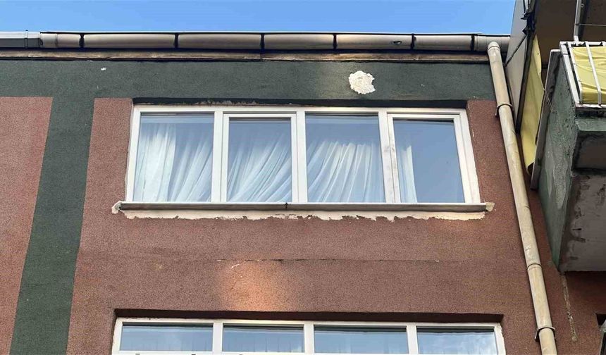 Samsun'da 5. kattan düşen 1,5 yaşındaki çocuk hayatını kaybetti