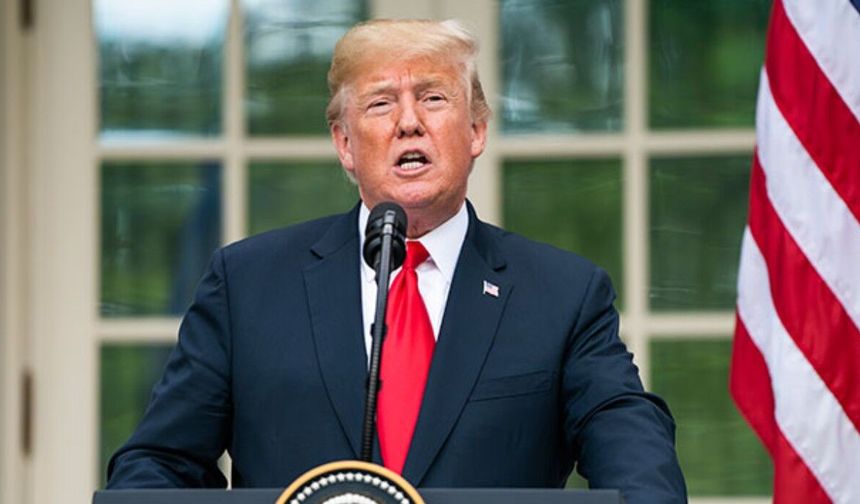 Trump: "İran Gemileri Hedef Almaya Devam Ederse Sonuçları Ağır Olur"