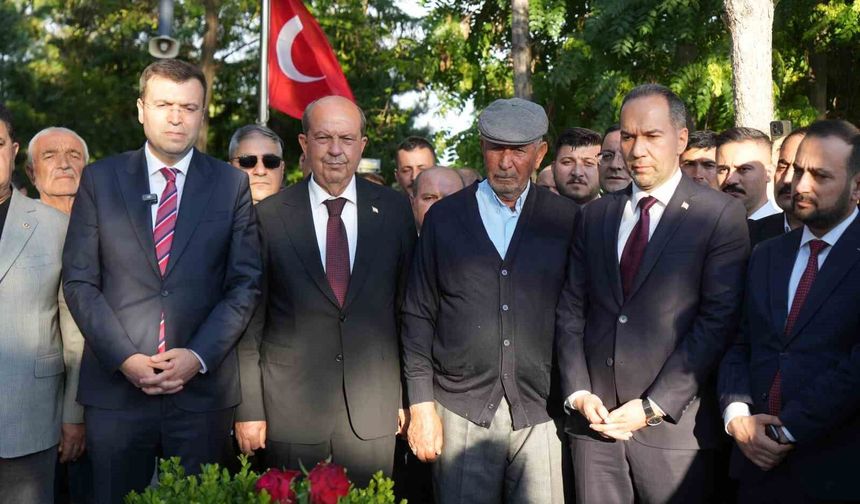 15 Temmuz Kahramanı Şehit Ömer Halisdemir kabri başında törenle anıldı