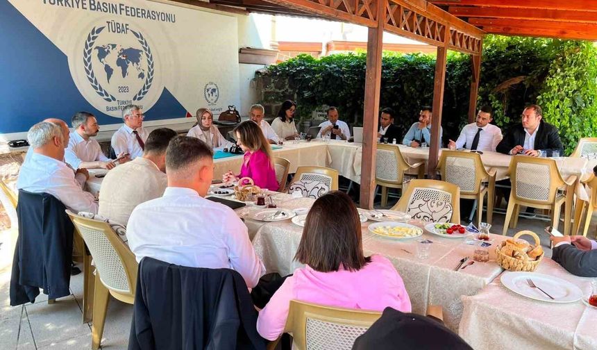 AK Parti Grup Başkanvekili Usta: (Terörsüz Türkiye) 'Talepler doğru bir şekilde değerlendirecek, iyi bir yasa teklifi kısa sürede gelecek diye düşünüyorum'