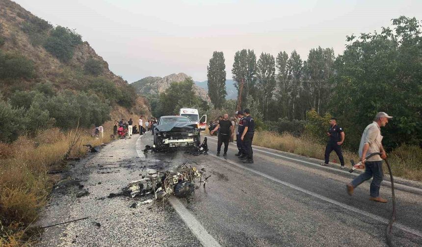 Bilecik'te trafik kazası: 1 kişi hayatını kaybetti, 1'i ağır 2 kişi yaralandı