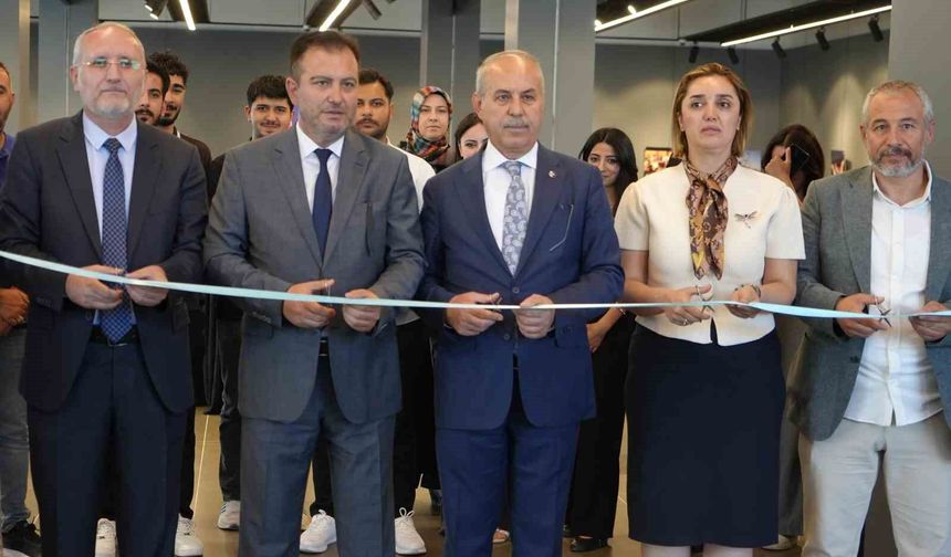 İhlas Haber Ajansı Gaziantep'te 15 Temmuz sergisi açtı