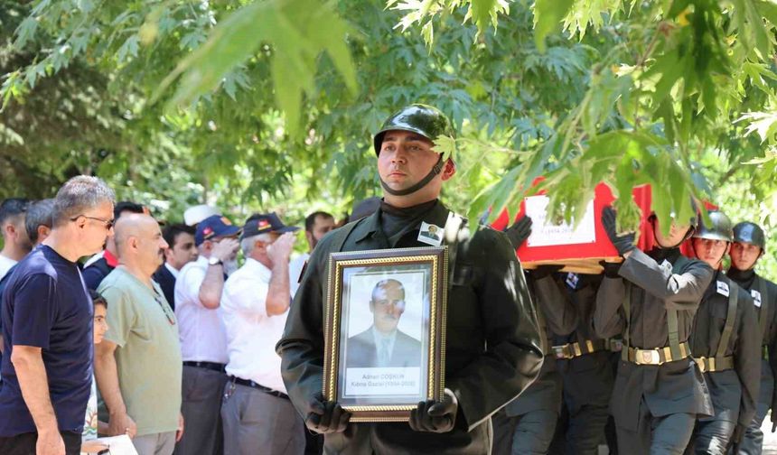 Kıbrıs Gazisi Adnan Coşkun son yolculuğuna uğurlandı