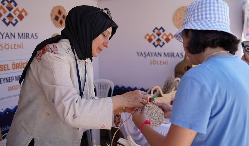 Sivas'ta yaşayan miras şöleni yoğun ilgi gördü