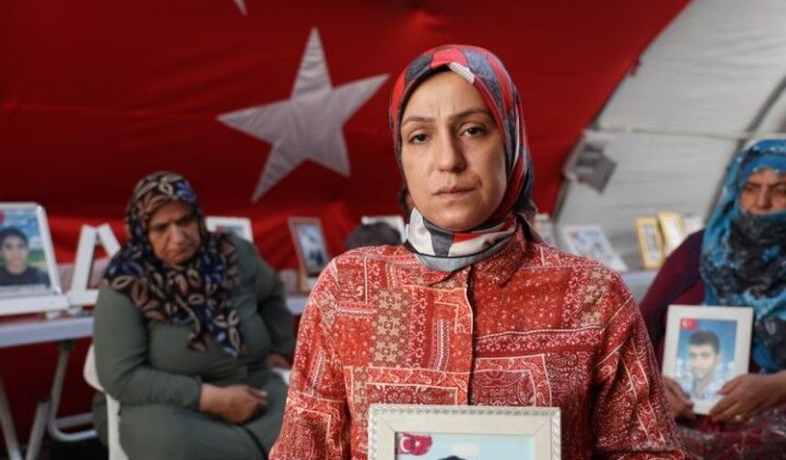 Diyarbakır Annelerinden YPG-SDG’nin Feshine Destek: “Öncelik Bizim Çocuklarımız Olsun”