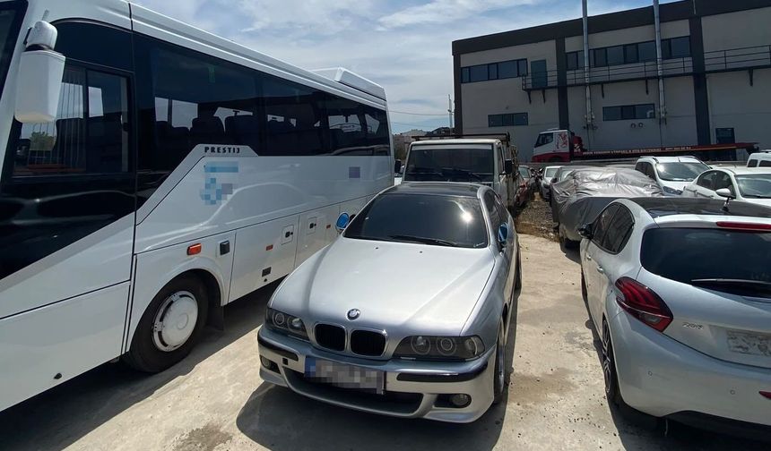 Aylar sonra gelen telefonla şoke oldu: Noter onaylı aracı 'change' çıktı