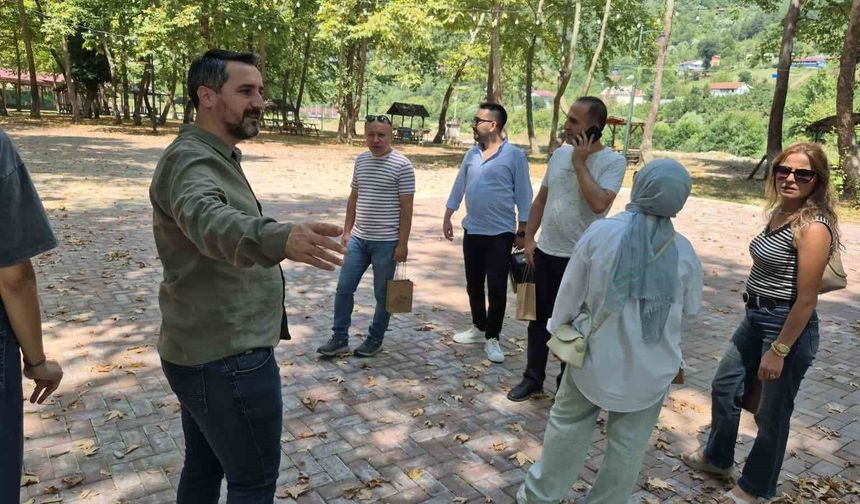 Bartın'da buzağı hediyeli bal festivali