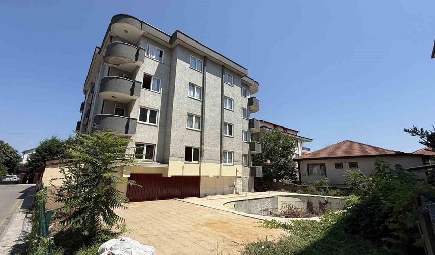 Belediye yıkmadı, fuhuş oteli oldu