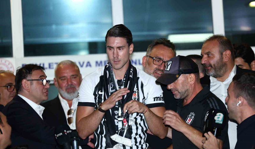 Beşiktaş, Dusan Vlahovic'i UEFA listesine ekledi