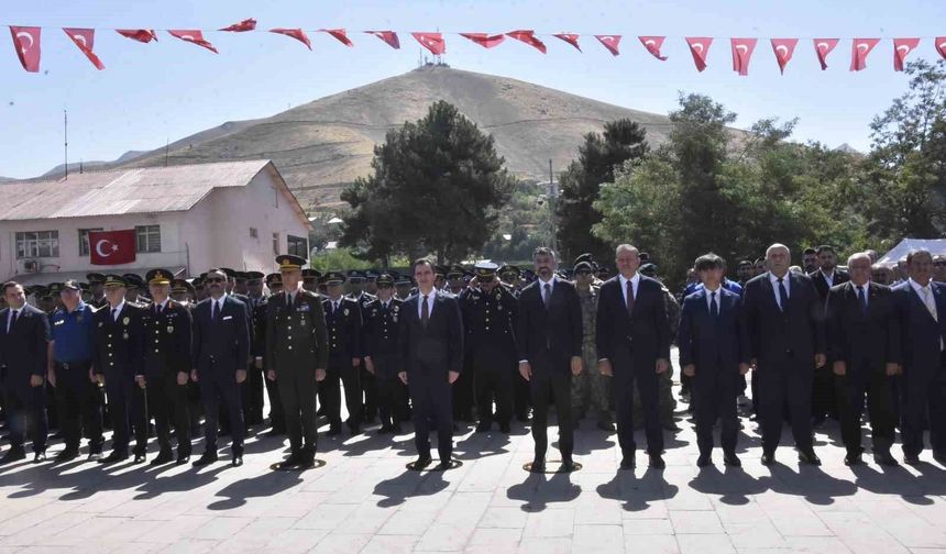 Bitlis'in kurtuluşunun 110. yıl dönümü törenlerle kutlandı