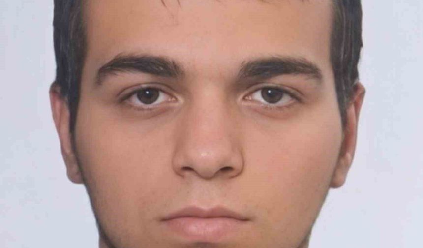 Denizde boğulma tehlikesi geçiren 17 yaşındaki çocuk hayatını kaybetti
