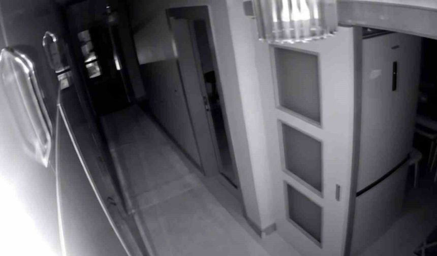 Gaziantep'te deprem anı kamerada
