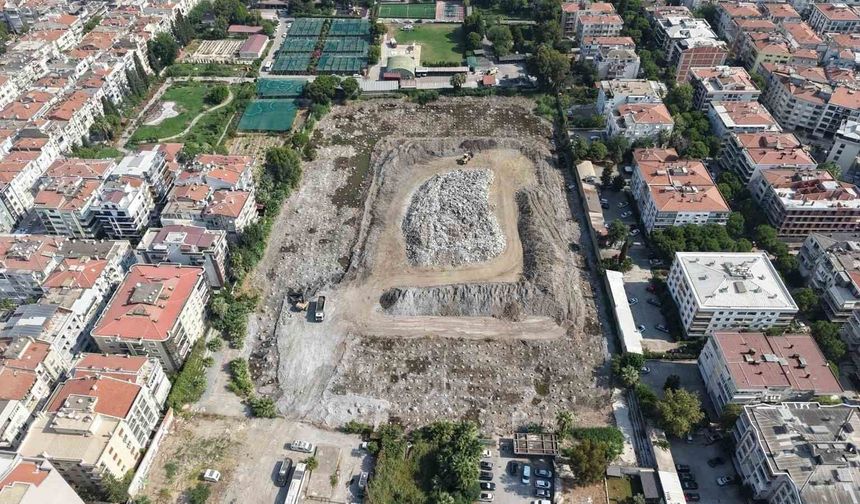 Karşıyaka: 'Zübeyde Hanım Stadyumu bir siyasi görüşün değil, Karşıyaka'nın evidir'