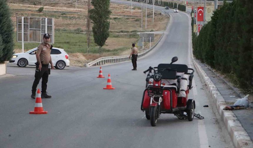 Kazada ağır yaralanan yaşlı adam, 25 günlük hayat mücadelesini kaybetti