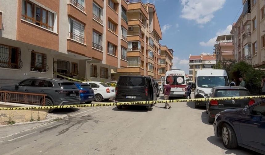 Komşusu tarafından öldürülen adamın arkadaşı: 'Saldırganın önceden de olaylar çıkardığını ve apartmandaki kişilerle problem yaşadığını duymuştum'