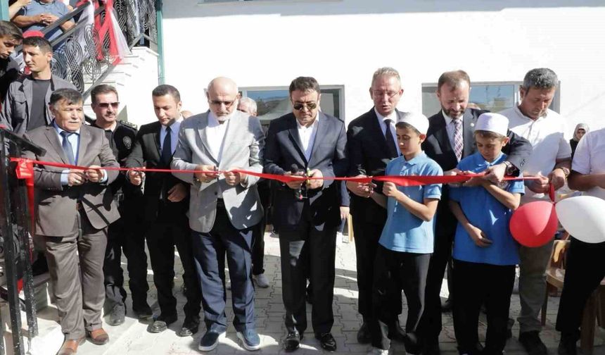 Kütahya Emet'te 15 Temmuz Şehitler Kur'an Kursu açıldı