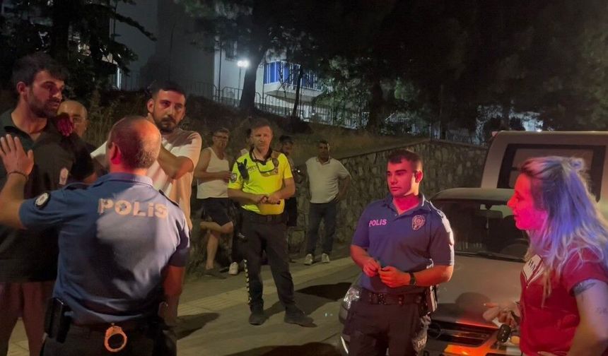 Mahalleyi savaş alanına çevirdi, alkollü kadın sürücü karıştığı kazayı unuttu