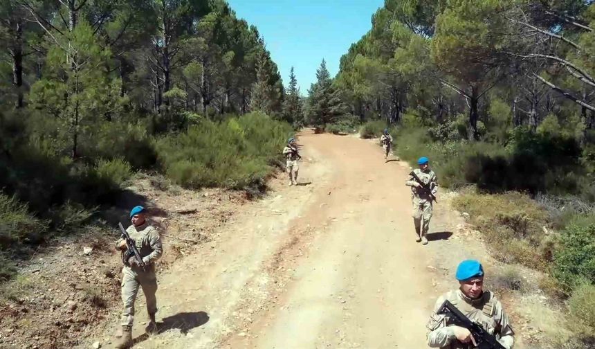 Muğla Jandarması 'Yeşil Vatan' nöbetinde