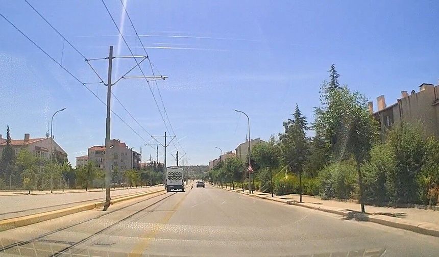 Üç kişinin can verdiği caddede 'kasis' ihlali davam ediyor