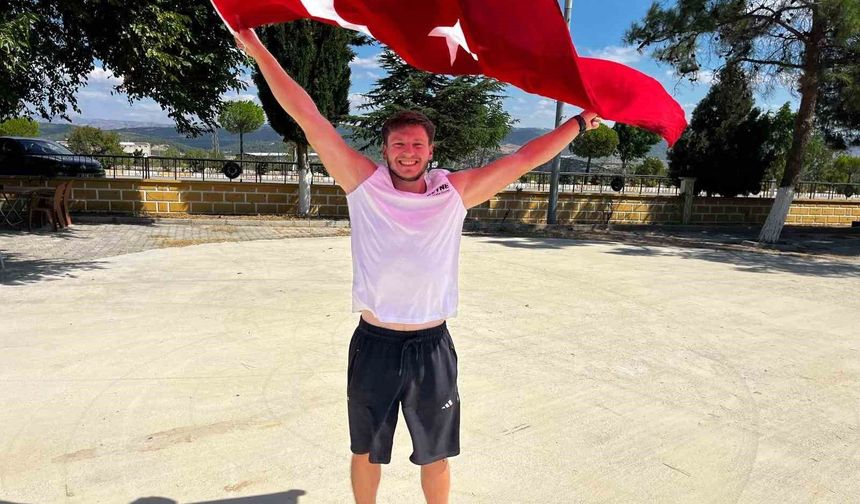 Almanya'dan koşmaya başlayan gurbetçi 53 günde Denizli Buldan'a ulaştı