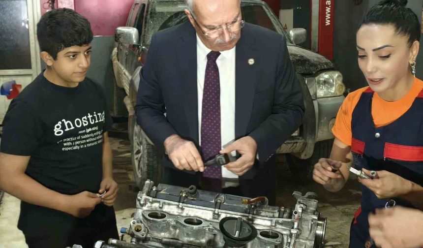 ATO Başkanı Baran, Şaşmaz'da kadın motor ustası Kuşçu'yu ziyaret etti