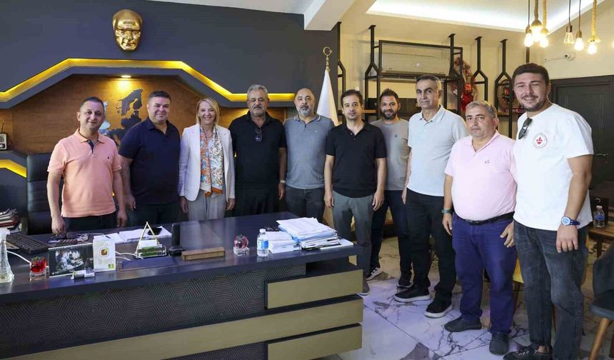 ATSO Başkan adayı Öz hal esnafıyla buluştu: 'Biz 'hal'den anlarız'