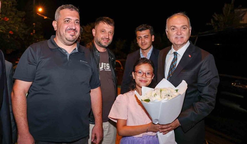 Başkan Özlü, 'Bizim yaptığımız her iş gerçek belediyeciliktir'