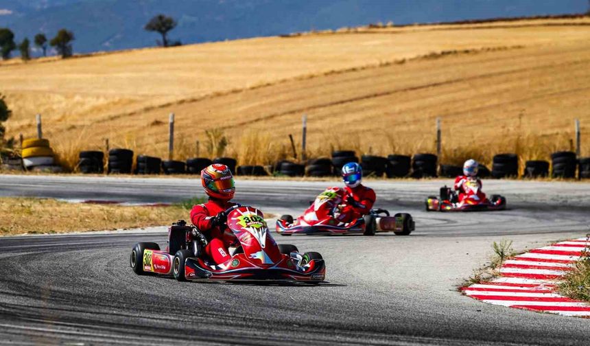 Dynamic Racing Team, Türkiye Karting Şampiyonası'nın beşinci ayağında dört kategoride podyuma çıktı