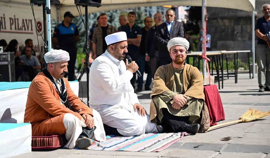 Erzurum'da Ahilik Haftası'na renkli kutlama