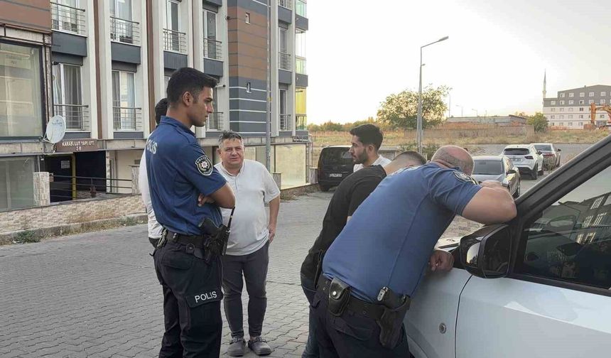 Evde uyuya kalan şahıs ekipleri harekete geçirdi: 'İnanın, bıraksanız hala uyurum' dedi
