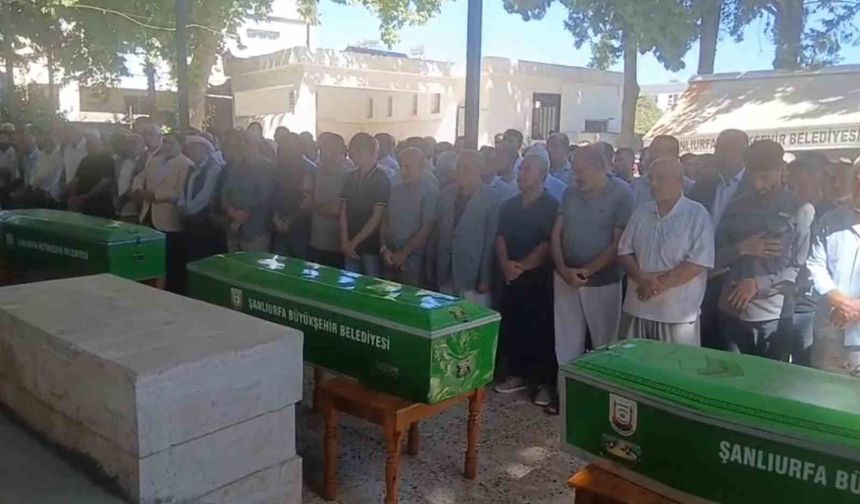 Kazada ölen aynı aileden 4 kişi defnedildi