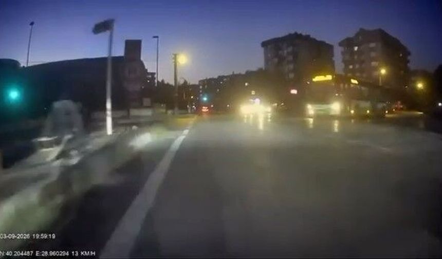 Kırmızı ışıkta geçen otobüs şoförü: 'Ne olacak cezamızı çekeriz'