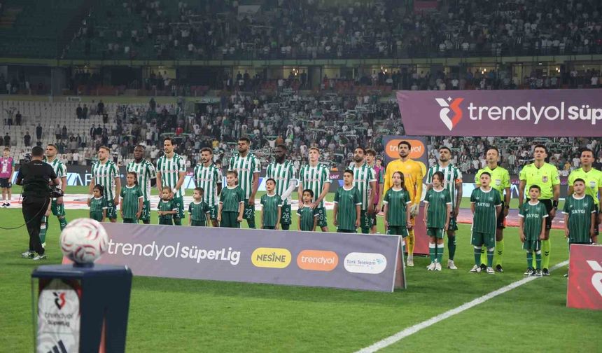 Konyaspor 7 maçlık mağlubiyet serisini bitirdi