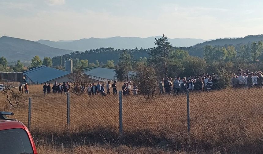 Kürek sörfü yaparken boğularak hayatını kaybeden genç Bolu'da toprağa verildi