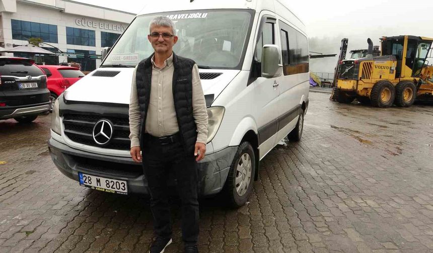 'Tersine' yetenek: Ne konuşsa tersten söylüyor