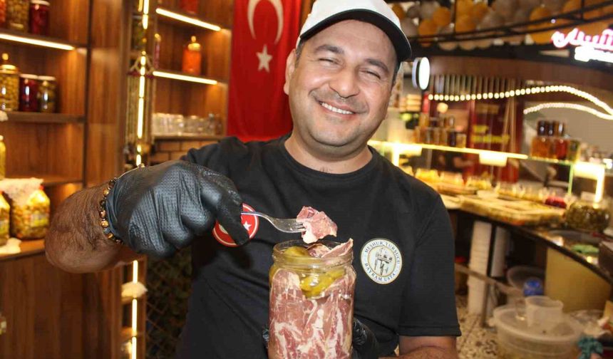 Türkiye'de ilk: Pastırmanın turşusu yapıldı