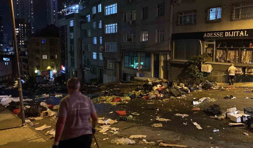 Şişli'de pazarcının panelvanı tezgahlara çarparak apartman boşluğuna düştü
