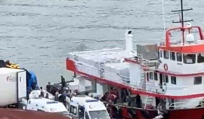 Trabzon açıklarındaki balıkçı teknesinde iş kazası: 1'i ağır 4 yaralı