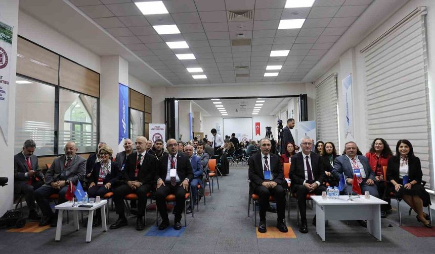 YÖKAK ve Fırat Üniversitesi iş birliğiyle 'Değerlendirici Derinleşme Eğitimi'