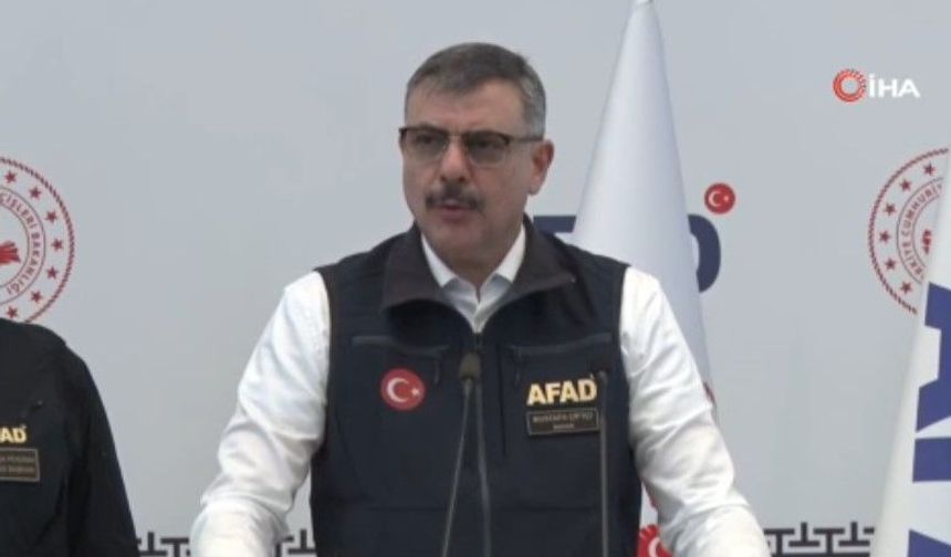 İstanbul’da sel felaketi: 2 bin 727 kişi kurtarıldı, eğitime 2 gün ara verildi