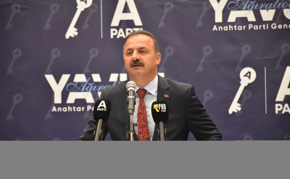 Anahtar Parti Genel Başkanı Ağıralioğlu, Gümüşhane'de temaslarda bulundu