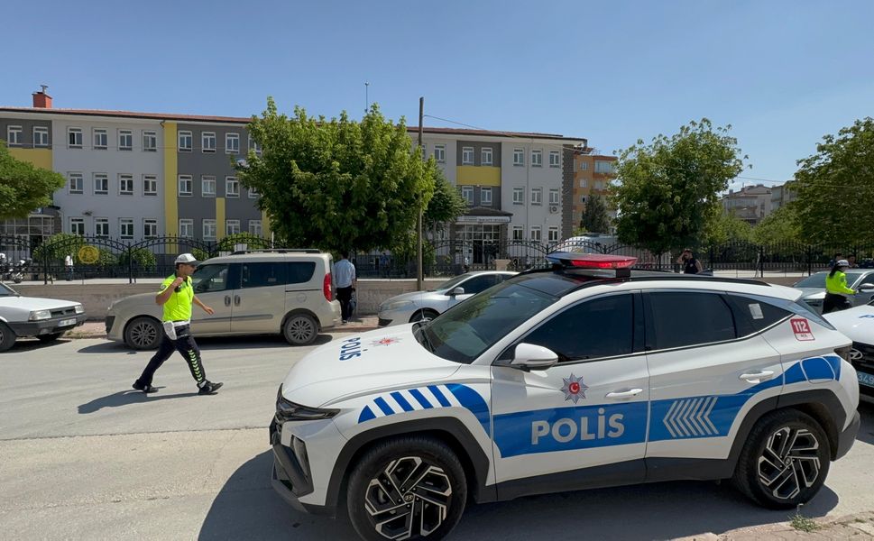 Konya'da silahlı saldırıya uğrayan öğretmen yaşamını yitirdi