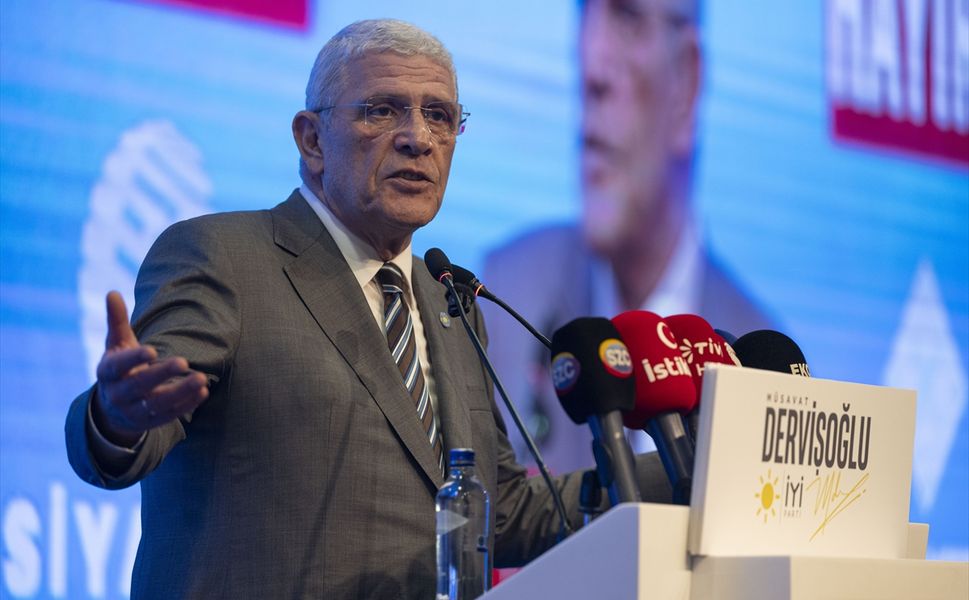 Dervişoğlu, SİYASAM ve Milliyetçi Kongre Derneğinin programında konuştu: