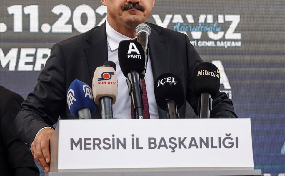 Anahtar Parti Genel Başkanı Ağıralioğlu partisinin Mersin İl Başkanlığı binasını açtı