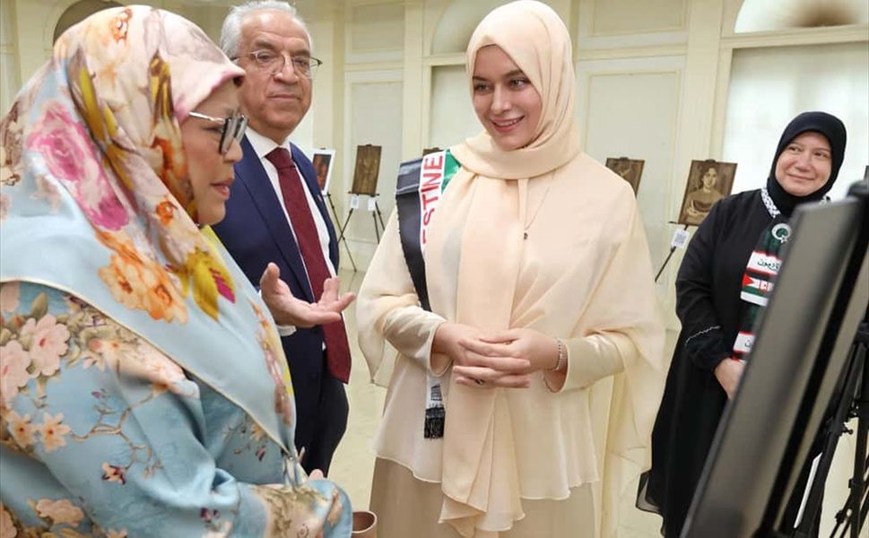 Brunei Yunus Emre Türk Kültür Merkezi'nde 'Direniş I: Filistin Kolektif Hafızası' sergisi açıldı